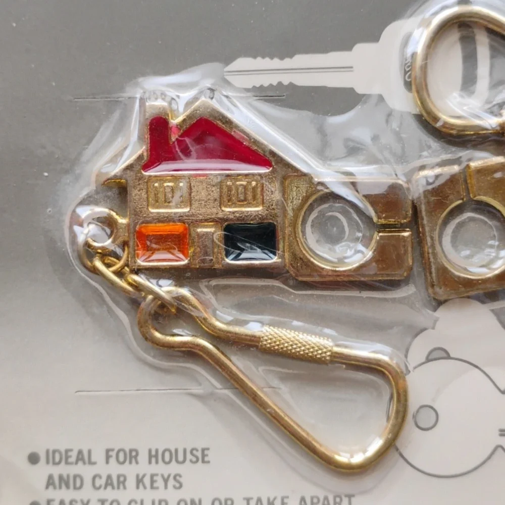 Set/2 Metal Key Chain with House and Truck Shaped Fob New in Packaging